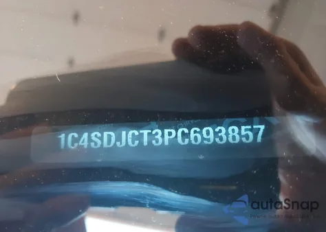 2023 Dodge Durango R/T Plus Awd из США, поврежденный, VIN 1C4SDJCT3PC693857